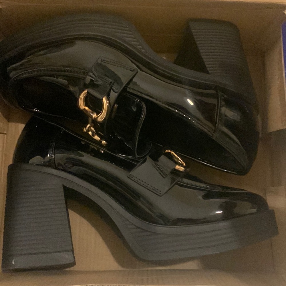 Heeled boots ? Wedges ? I’m Not sure